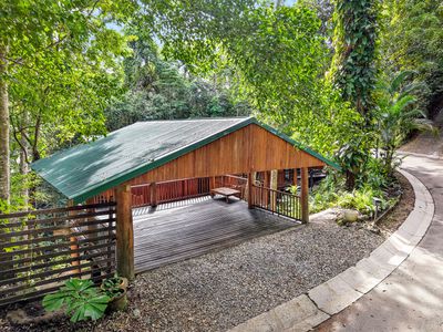 19 Cananga Close, Kamerunga