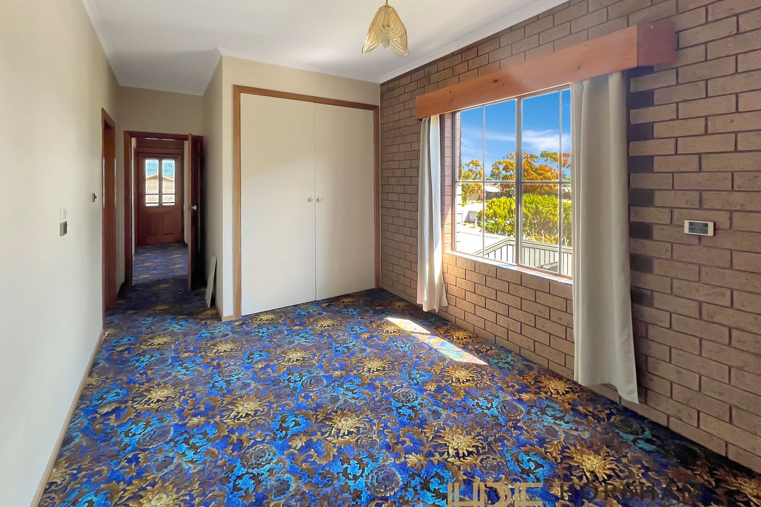 1 / 2 Byrne Street, Horsham
