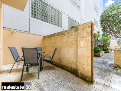 310 / 2 St Georges Terrace, Perth
