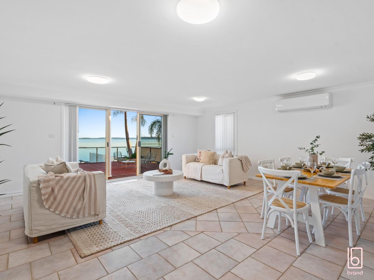 1 / 113 Main Road, Toukley