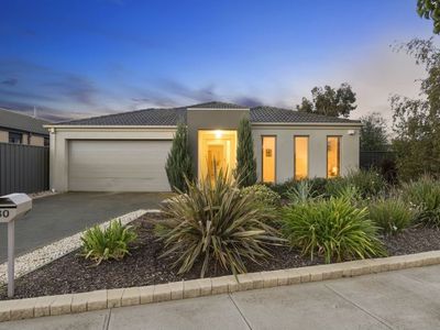 30 Clearwater Rise Parade, Truganina