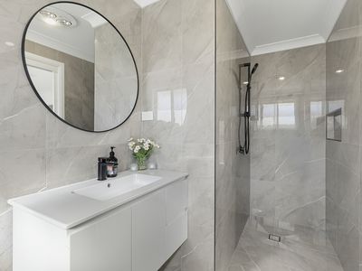24 Peppermint Drive, Worrigee