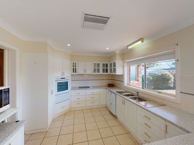 32 Lovett Avenue, Dubbo