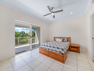 64 / 21 Shute Harbour Rd, Cannonvale