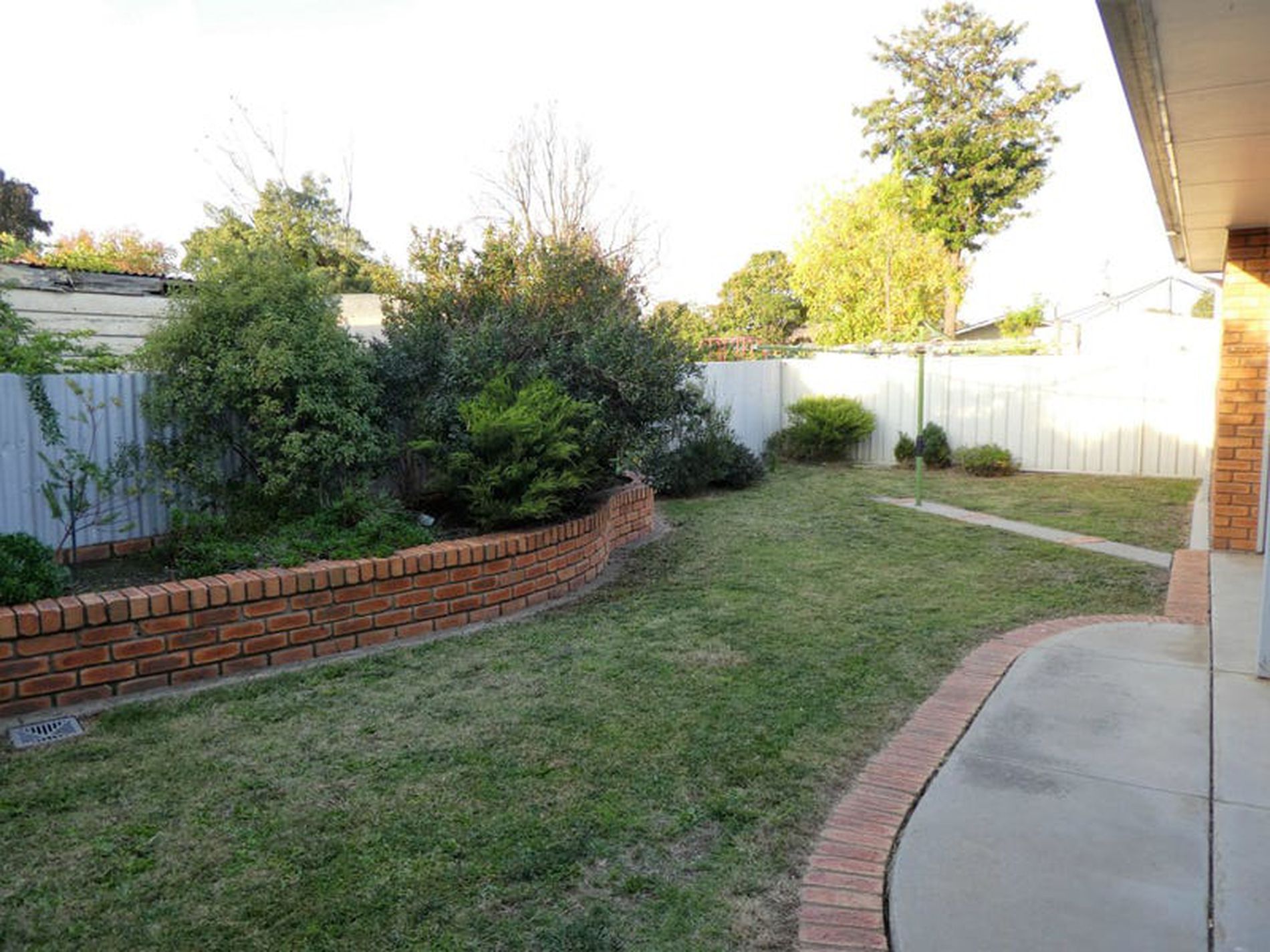 2 / 24 Oak Street, Seymour