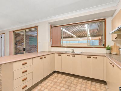 30 Claylands Drive, St Georges Basin