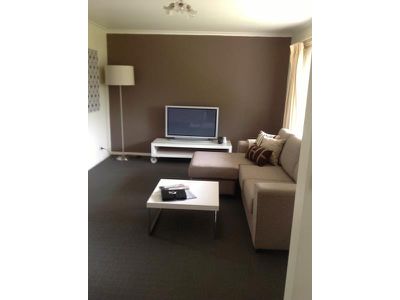 1 Burlington Crescent, Leopold