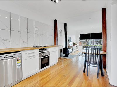 1 / 136 Hoffmans Road, Essendon