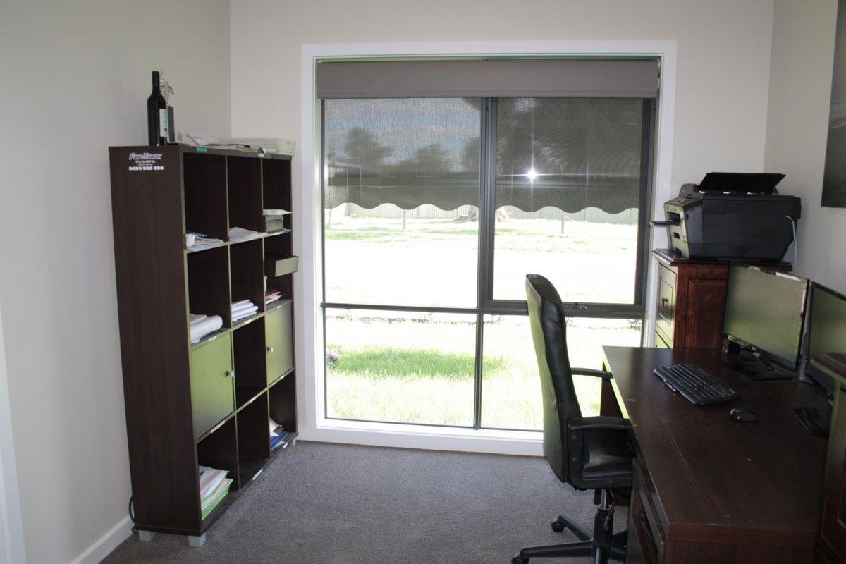 2 Galway Court, Mansfield