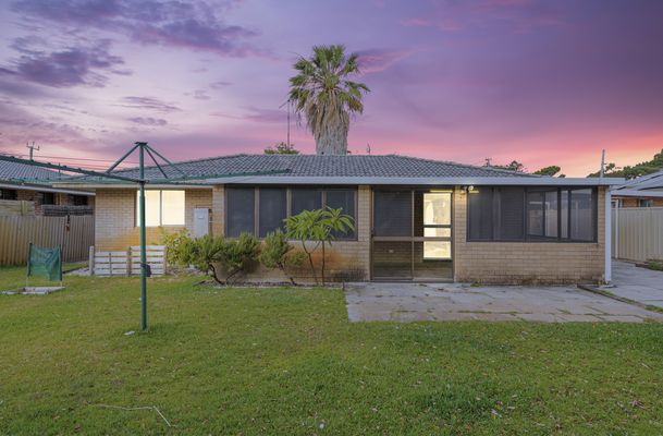 12b Seabrooke Avenue, Rockingham
