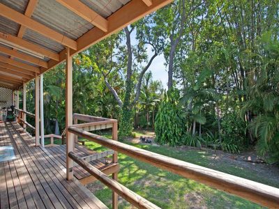 22 Foedera Crescent, Tewantin