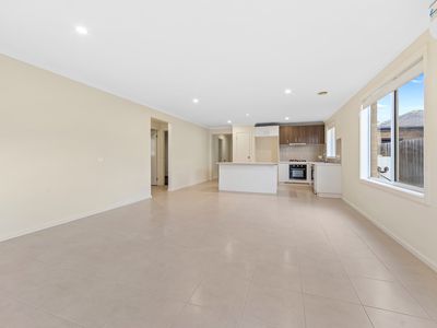 2 Bindley Street, Weir Views