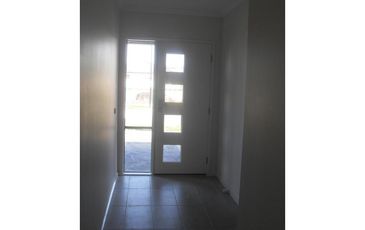 5 Newark Place, Officer