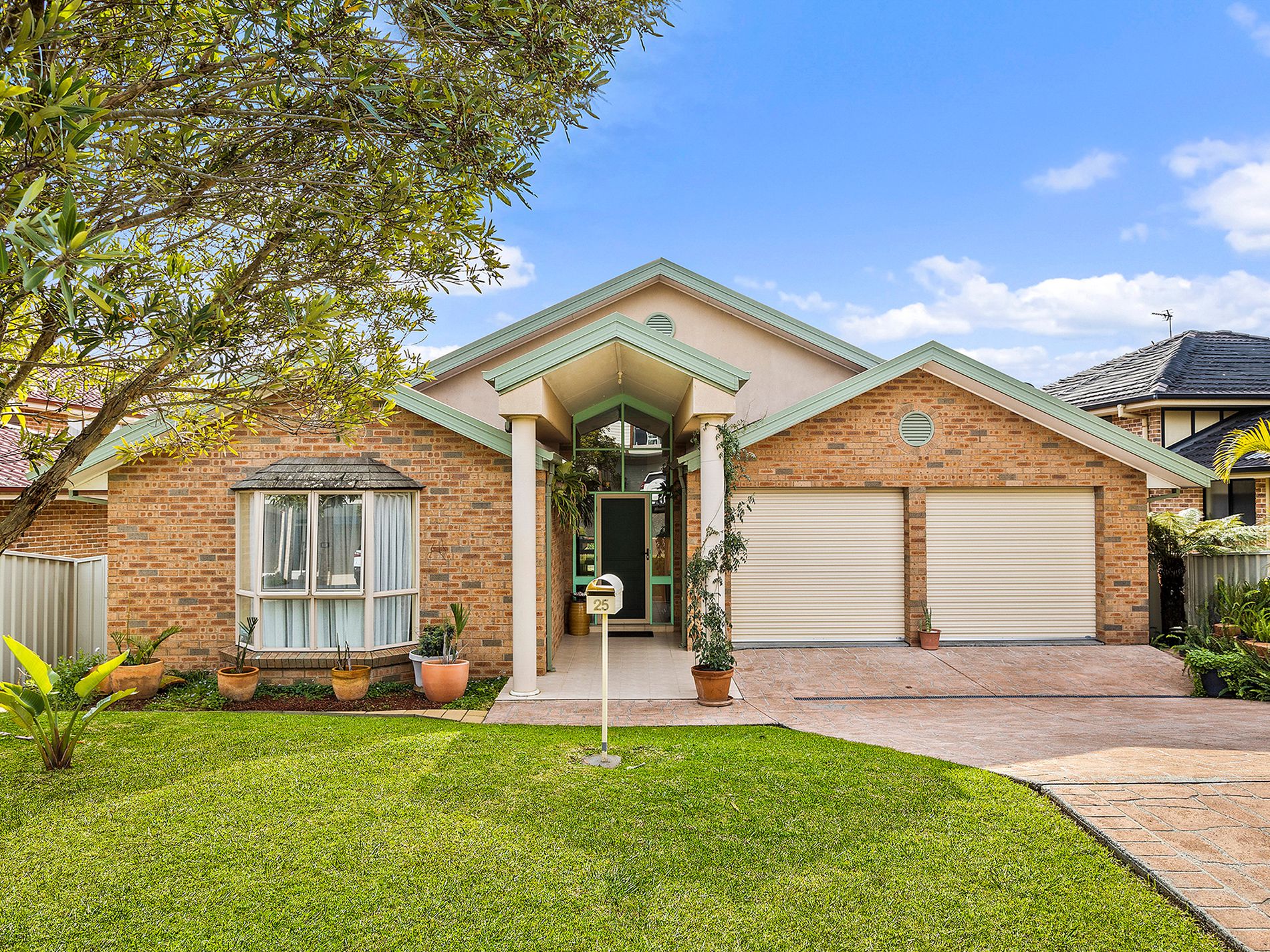 25 Mystics Drive, Shell Cove