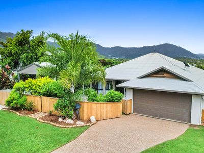 18 Travolta Close, White Rock