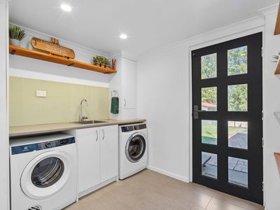 4 Manning Court, Collingwood Park