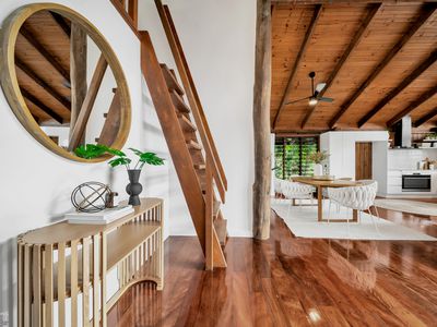 4 Cananga Close, Kamerunga