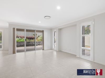 31 Mirrabooka Road, Mirrabooka