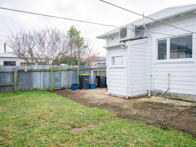 82 Grove Street, Saint Kilda