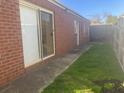 2 / 86 Rossack Drive, Waurn Ponds