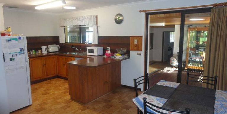 13 Shiffner Street, Violet Town