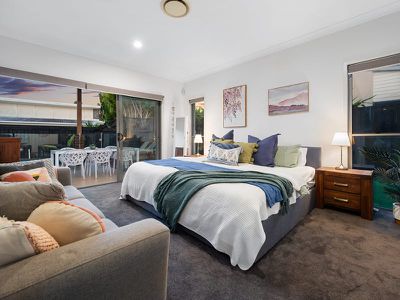 2 Pamphlet Lane, Coomera