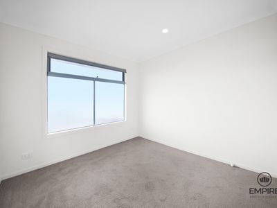 12 Portobello Boulevard, Clyde North