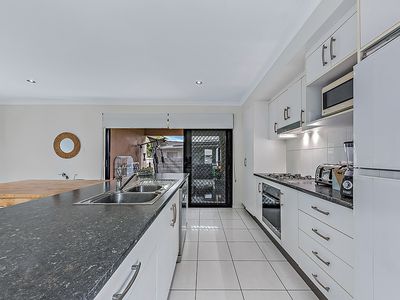 4 Keel Court, Cannonvale