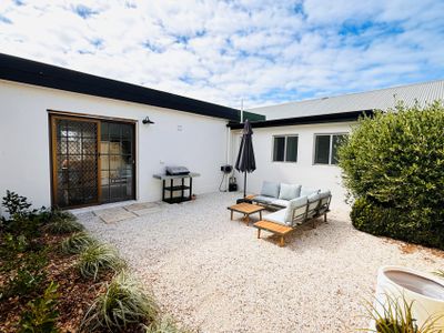 2 / 24 McCourt Street, Beachport