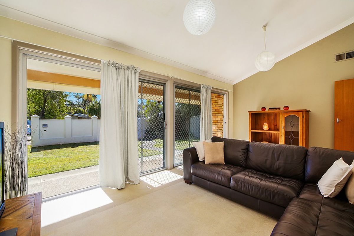49 Noorong Avenue, Forresters Beach