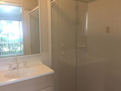 10 Mundaran Close, Albion Park