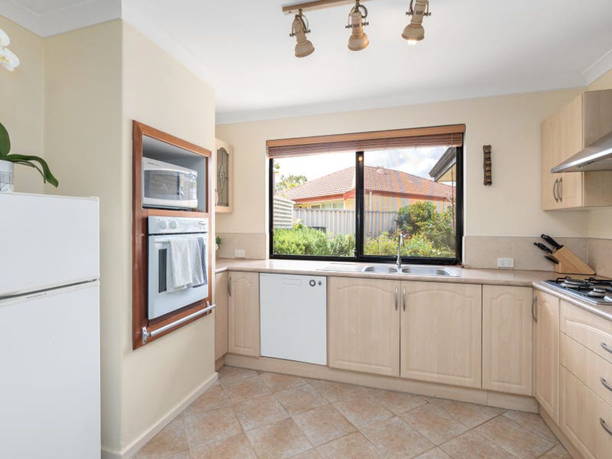 5 Amarina Close, Kenwick