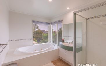 16 Highton Court, Beaconsfield