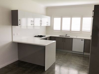 1 / 33 Caravel Crescent, Shell Cove