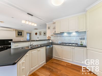 4 Sherwood Road, Narre Warren South