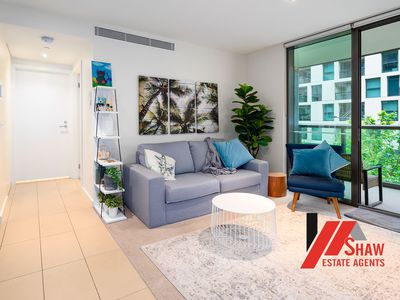 2D / 8 Waterside Place, Docklands