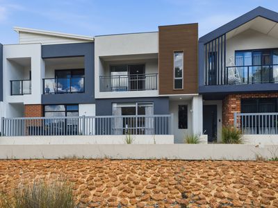 15 Montague Gra, Bushmead