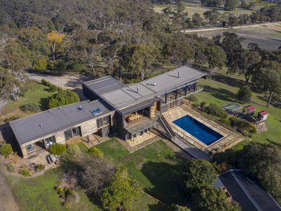 2 Tucketts Road, Mount Macedon