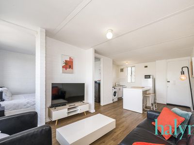 33 / 3 Russell Avenue, North Perth