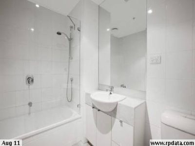 325 / 173 City Road, Southbank