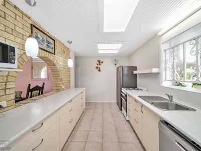 4 Riverside Cres, Innisfail Estate