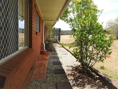 6 Second Avenue , Atherton