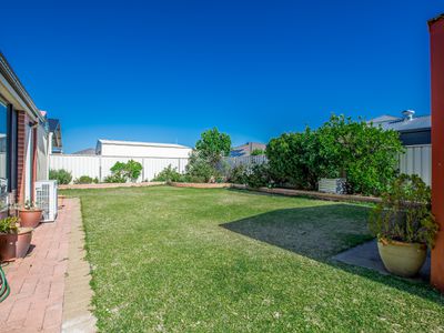 5 Emerald Way, Australind