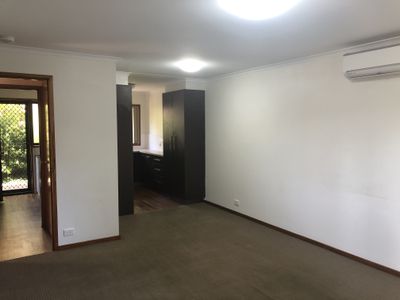 1 / 13 Matilda Court, Belmont