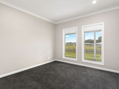 11  Angus Drive , Failford