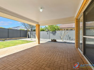 40 Pirianda Way, Aveley