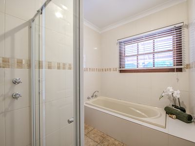 1 Renshaw Drive, Dubbo
