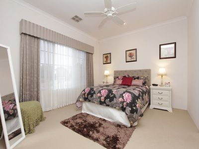 4 Tindale Crest, Aveley