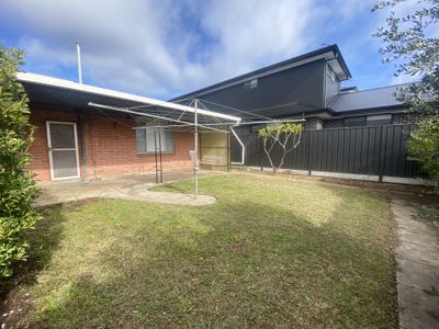 7 Singleton Avenue, Seaton