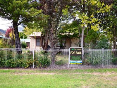 22 Wallace Street , Mount Beauty